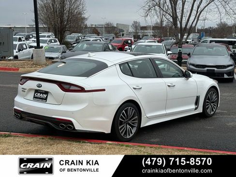 Used 2018 Kia Stinger Premium image 7