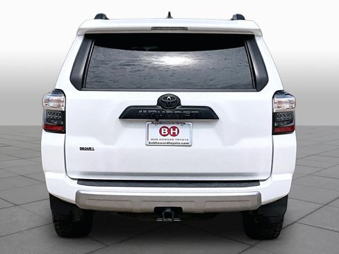 Used 2023 Toyota 4Runner TRD Off-Road Premium AWD/4WD image 5