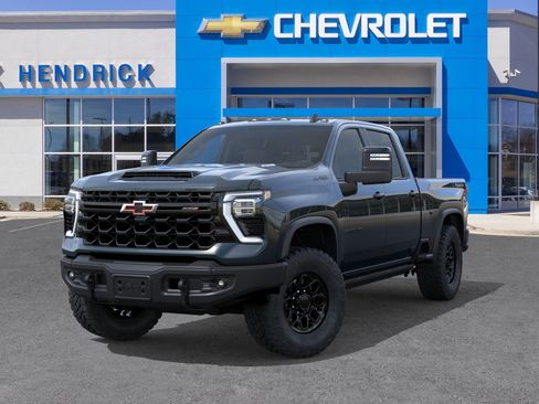 New 2026 Chevrolet Silverado 2500 ZR2 w/ ZR2 Bison Edition AWD/4WD image 8