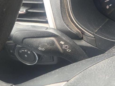 Used 2017 Ford Fusion SE FWD image 35