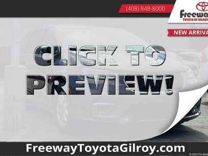 Used 2023 Chrysler Pacifica Touring-L