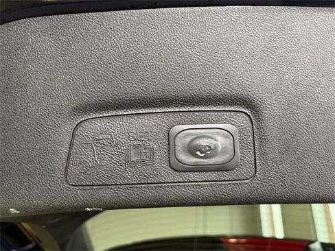 Used 2017 Lincoln MKC Select w/ Select Plus Package image 15