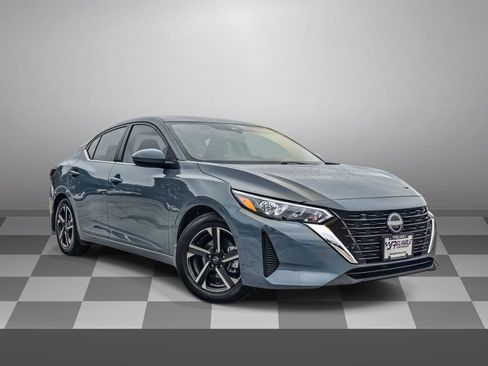 Used 2024 Nissan Sentra SV FWD image 1