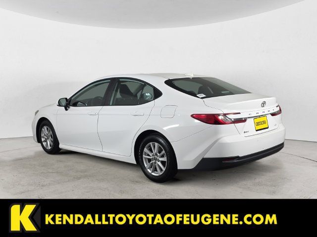 Used 2025 Toyota Camry LE FWD image 7