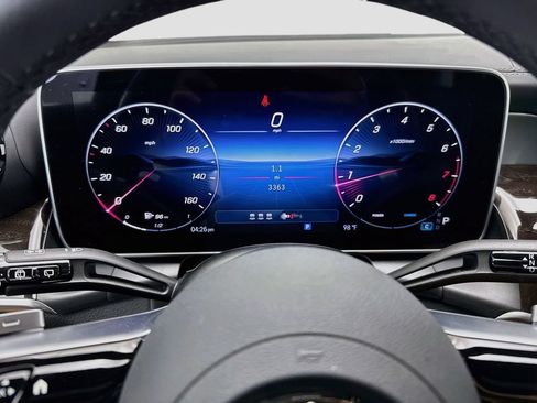 Certified 2026 Mercedes-Benz GLC 300 image 33