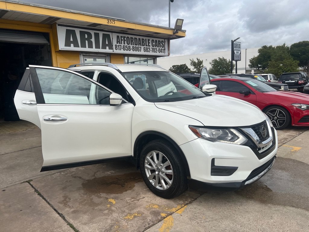 Used 2020 Nissan Rogue SV FWD image 7