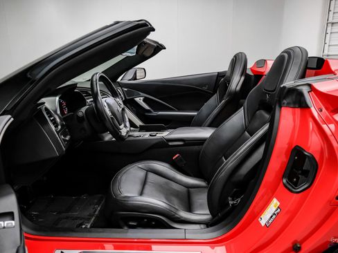 Used 2015 Chevrolet Corvette Z06 w/ 3LZ Preferred Equipment Group image 45