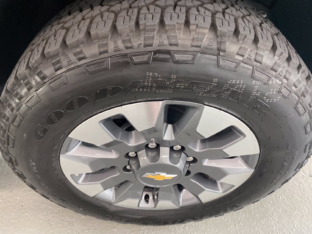 New 2026 Chevrolet Silverado 2500 Custom w/ Custom Value Package AWD/4WD image 4