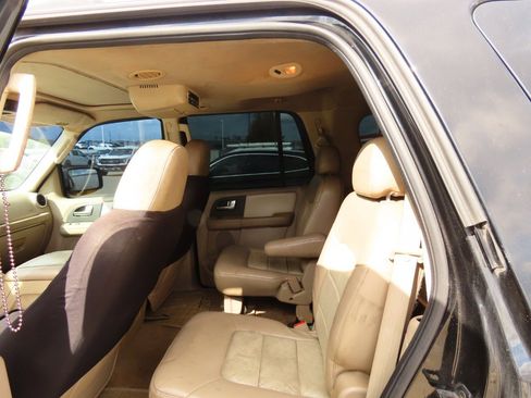 Used 2004 Ford Expedition Eddie Bauer image 17
