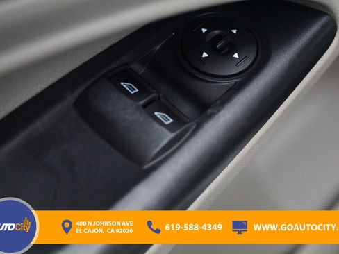 Used 2019 Ford Transit Connect XLT FWD image 15