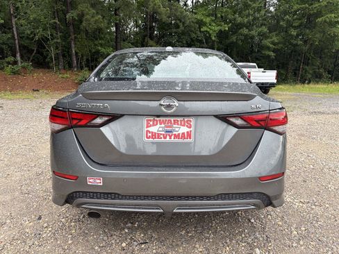 Used 2021 Nissan Sentra SR FWD image 23