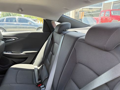 Used 2023 Chevrolet Malibu LS FWD image 29