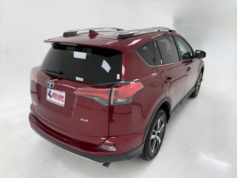 Used 2018 Toyota RAV4 XLE w/ Plus Extra Value Package FWD image 40