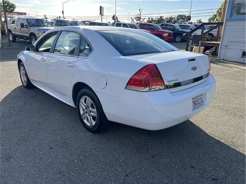 Used 2010 Chevrolet Impala LS image 5