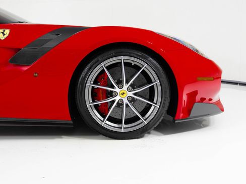 Used 2017 Ferrari F12tdf image 13