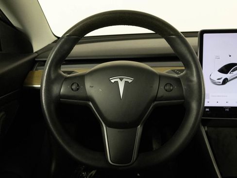 Used 2020 Tesla Model 3 Standard Range Plus image 27