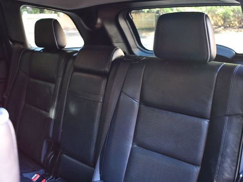 Used 2012 Jeep Grand Cherokee Overland image 26