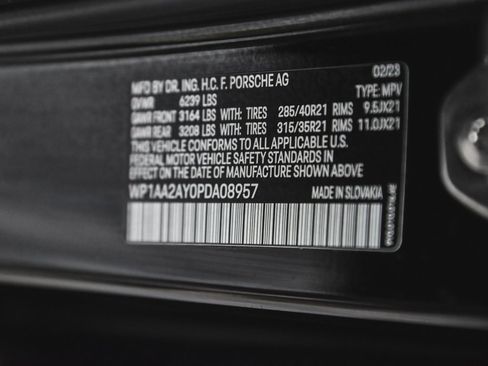 Used 2023 Porsche Cayenne image 14