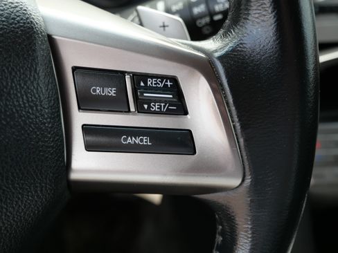 Used 2012 Subaru Outback 2.5i Limited w/ Moonroof Pkg AWD/4WD image 30