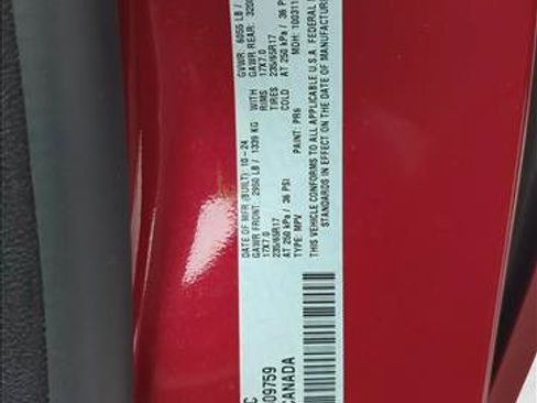 Used 2025 Chrysler Pacifica Select FWD image 27