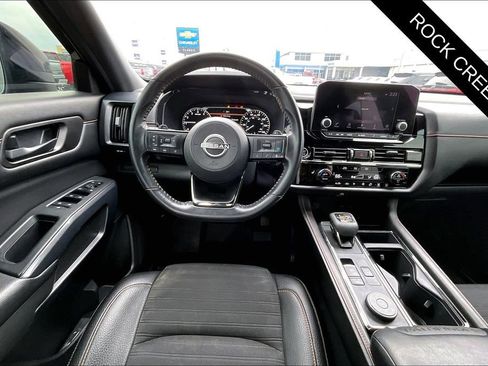 Used 2023 Nissan Pathfinder Rock Creek image 8