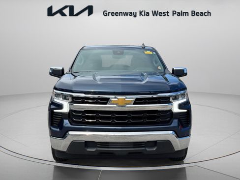 Used 2023 Chevrolet Silverado 1500 LT RWD image 2