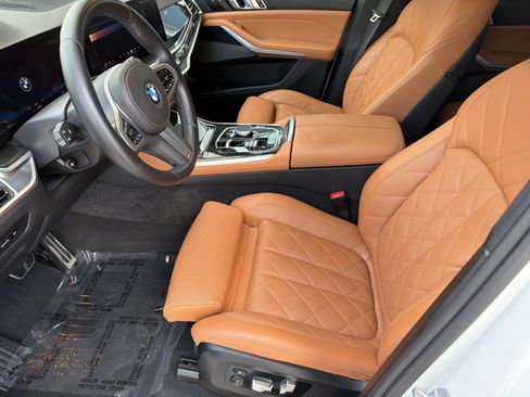 Used 2025 BMW X5 sDrive40i w/ M Sport Package RWD image 5