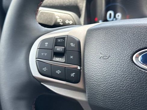 New 2025 Ford Explorer Active w/ Active Comfort Package image 29