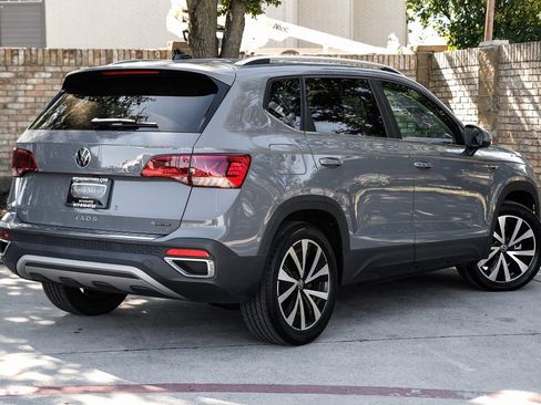 Used 2023 Volkswagen Taos SE image 16