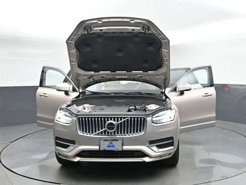 Used 2024 Volvo XC90 B6 Ultimate w/ Protection Package Premier AWD/4WD image 54