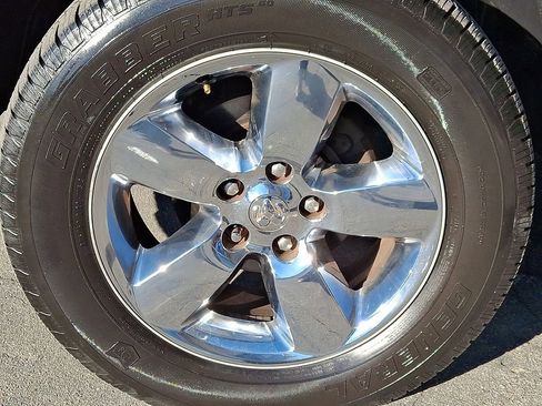 Used 2017 RAM 1500 Big Horn image 9