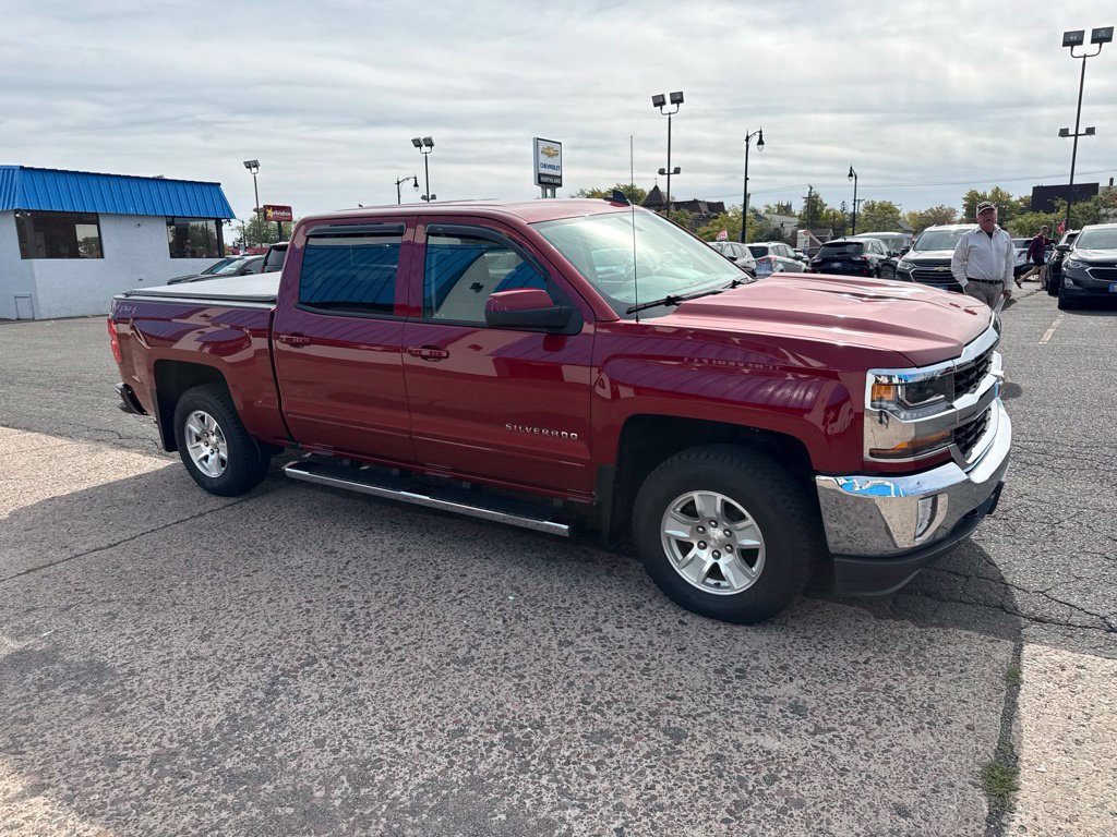 Used 2018 Chevrolet Silverado 1500 LT w/ All Star Edition AWD/4WD image 8