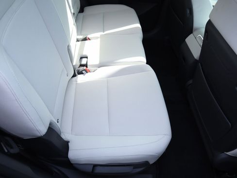 New 2026 Hyundai Santa Fe SE FWD image 19