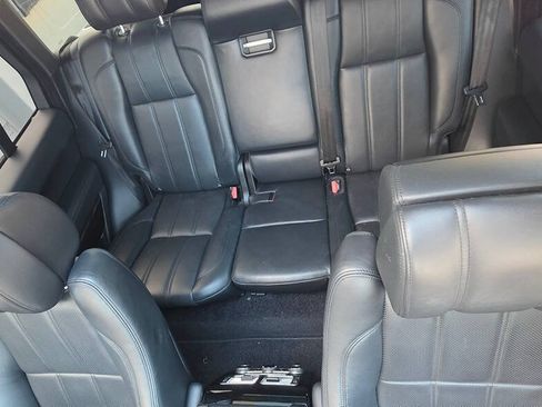 Used 2013 Land Rover Range Rover HSE AWD/4WD image 32