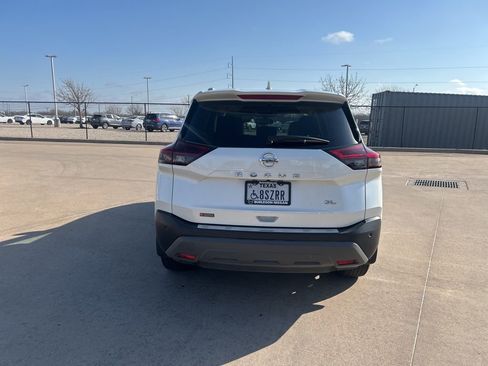 Certified 2021 Nissan Rogue SL w/ Premium Package image 4