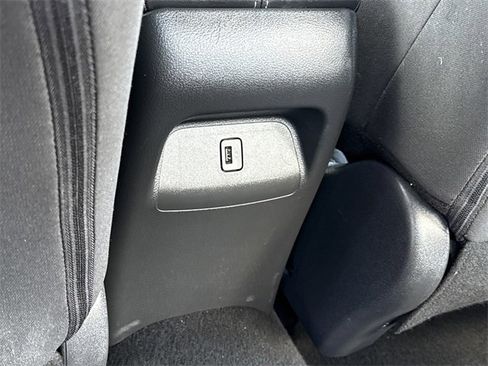 Used 2022 Nissan Sentra SV image 11