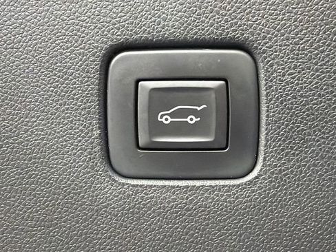 Used 2024 Buick Envista Sport Touring w/ Convenience I Package FWD image 19