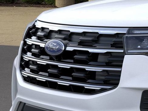 New 2026 Ford Explorer Active image 17