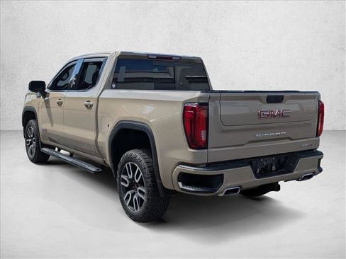 Used 2023 GMC Sierra 1500 AT4 w/ AT4 Preferred Package AWD/4WD image 8