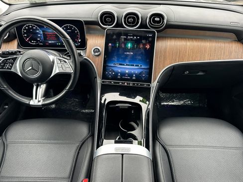 Used 2024 Mercedes-Benz GLC 300 w/ Winter Package image 13