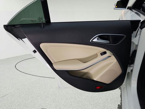 Used 2019 Mercedes-Benz CLA 250 image 28