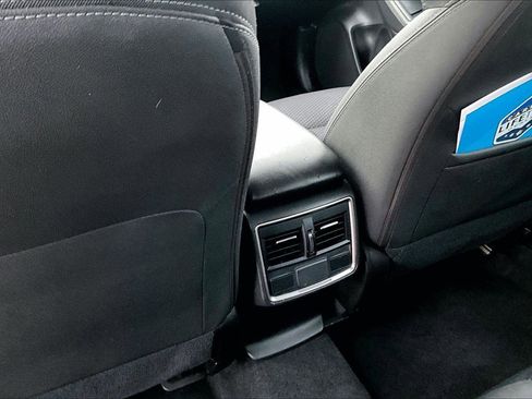 Used 2021 Subaru Forester Premium image 30