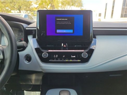 Used 2025 Toyota Corolla SE image 19