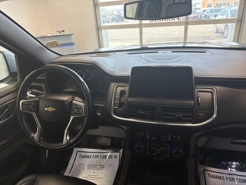 Used 2021 Chevrolet Tahoe LT w/ LT Signature Package image 25