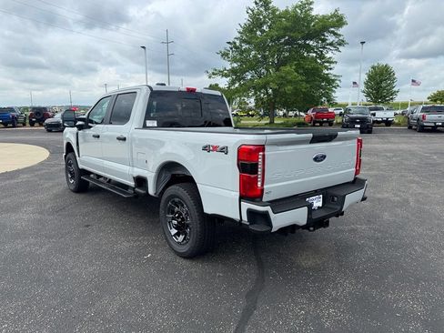 New 2026 Ford F250 XL w/ STX Appearance Package AWD/4WD image 3