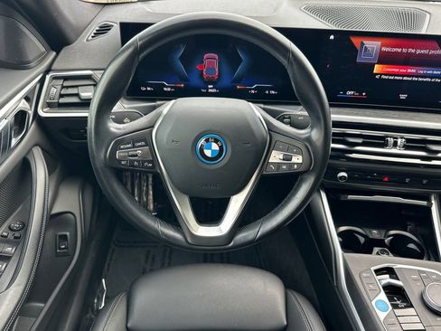 Used 2023 BMW i4 eDrive35 image 15