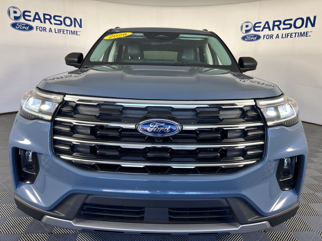 Used 2026 Ford Explorer Active w/ Active Comfort Package AWD/4WD image 2