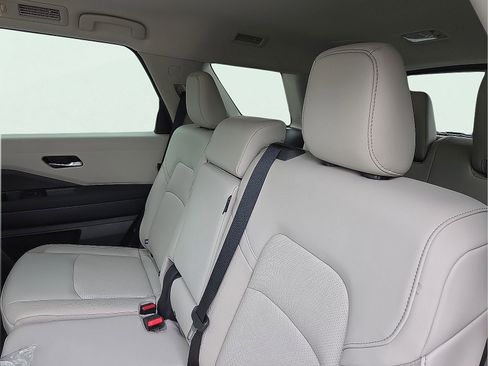 New 2026 Nissan Pathfinder SL AWD/4WD image 10