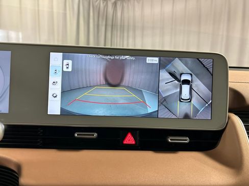 Used 2024 Hyundai Ioniq 5 Limited image 16