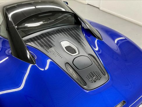 Used 2023 McLaren Artura RWD image 42